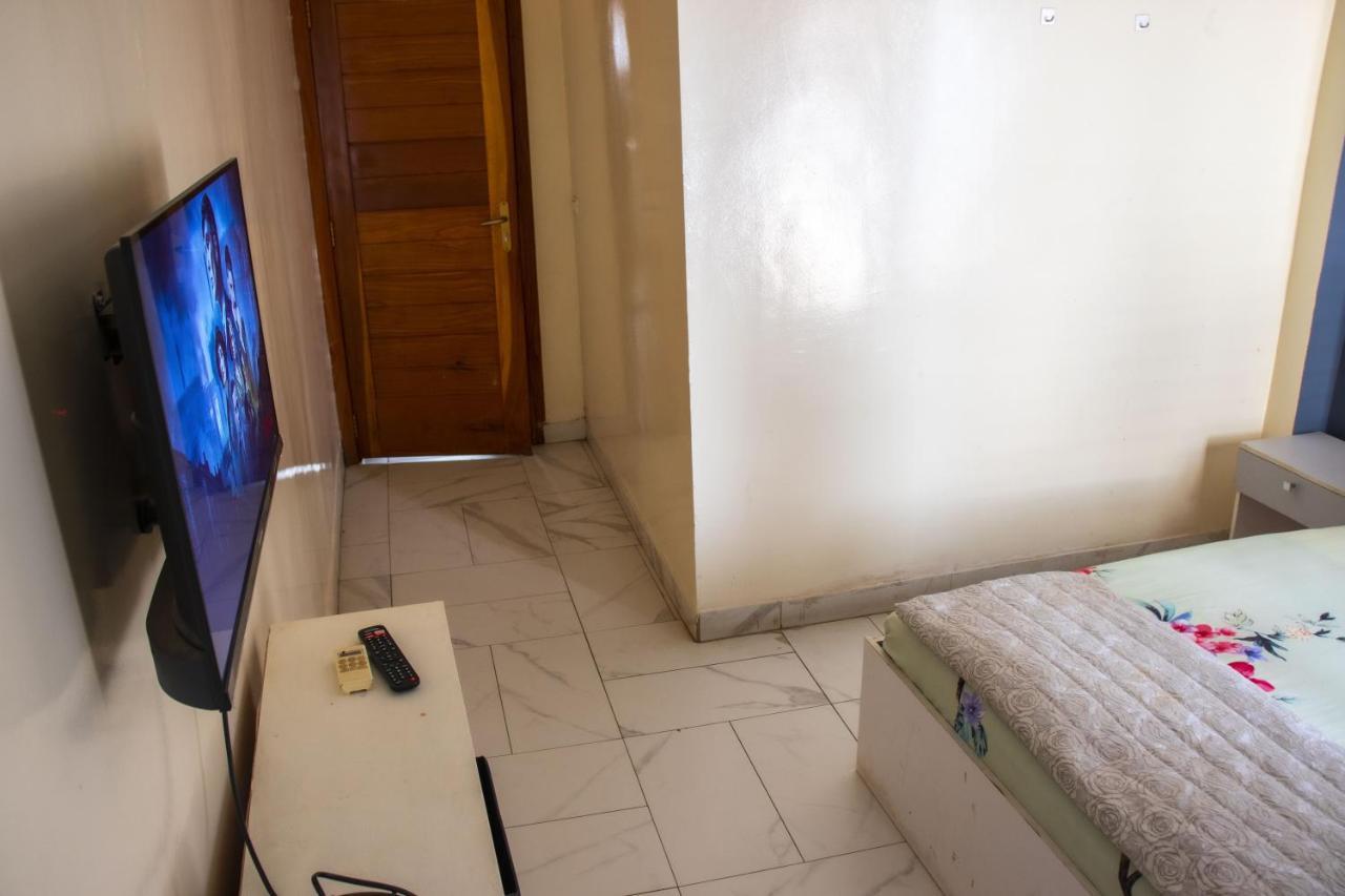 Appartement Dalou Chambre Hote, Cite Mixta à Dakar Extérieur photo