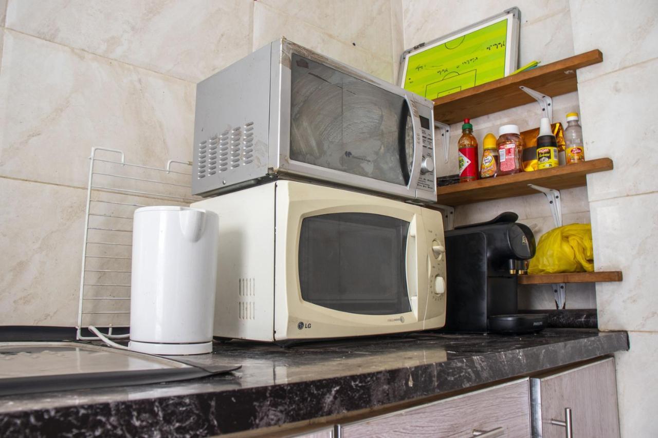 Appartement Dalou Chambre Hote, Cite Mixta à Dakar Extérieur photo